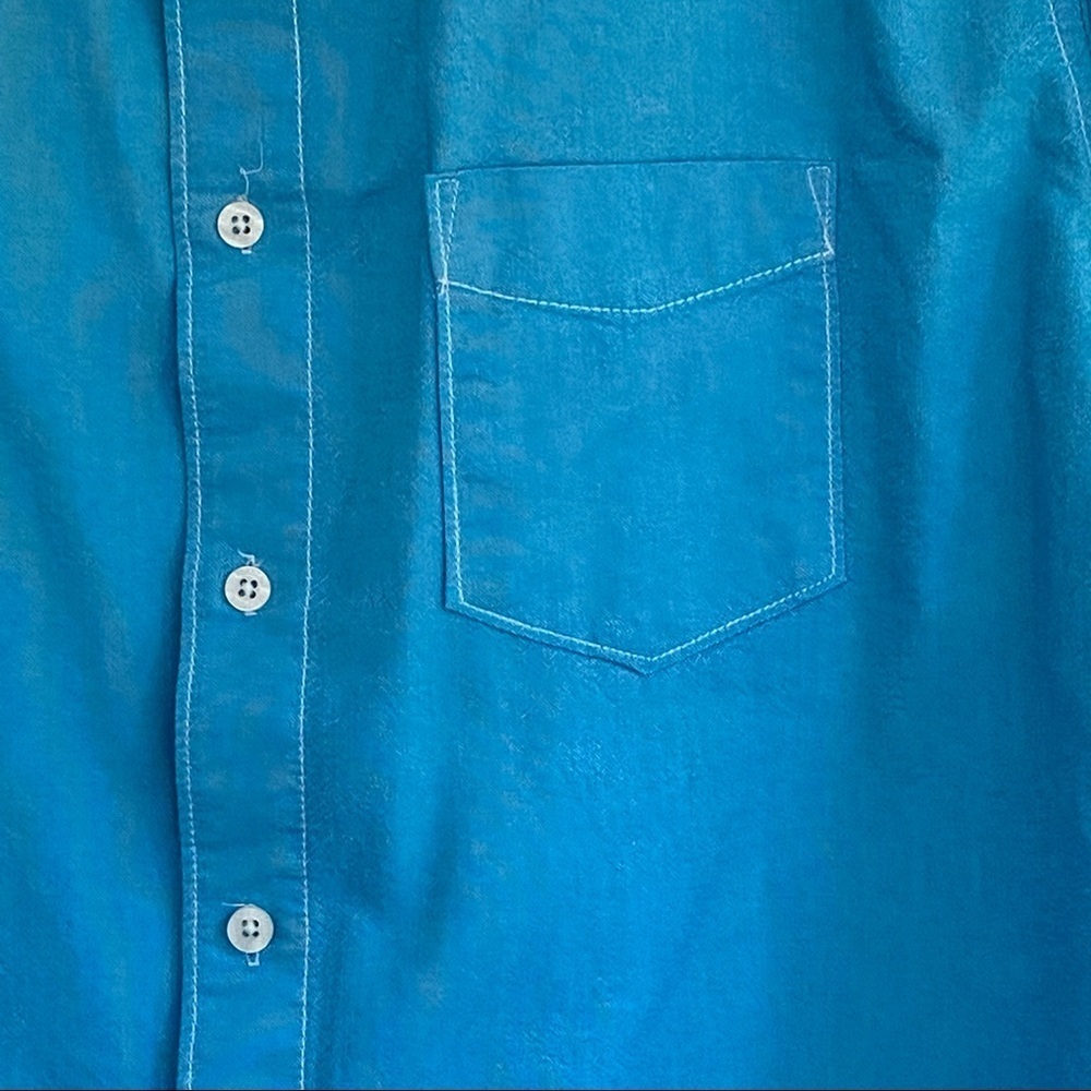 Aeropostale Men's Shirt - Picture 3 of 12